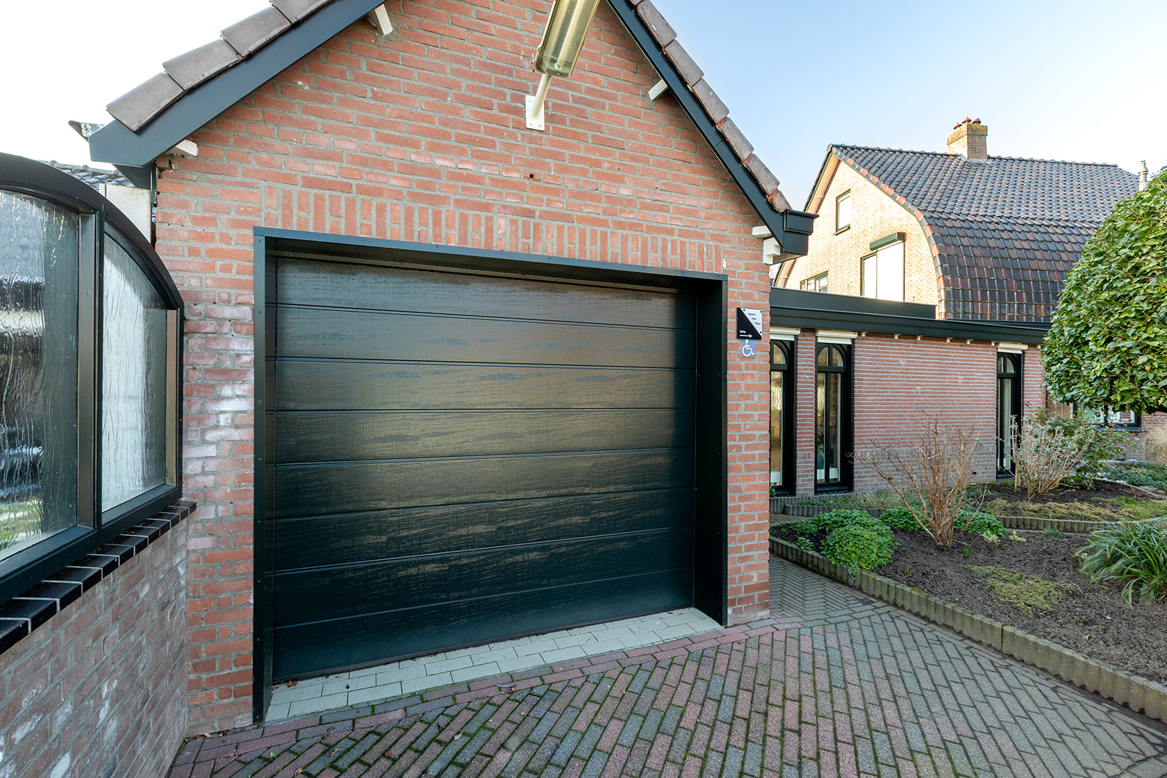 Sectionaaldeur Renomatic In Woudenberg Ruiter Garagedeuren sectionaaldeur-renomatic-in-woudenberg-ruiter-garagedeuren
